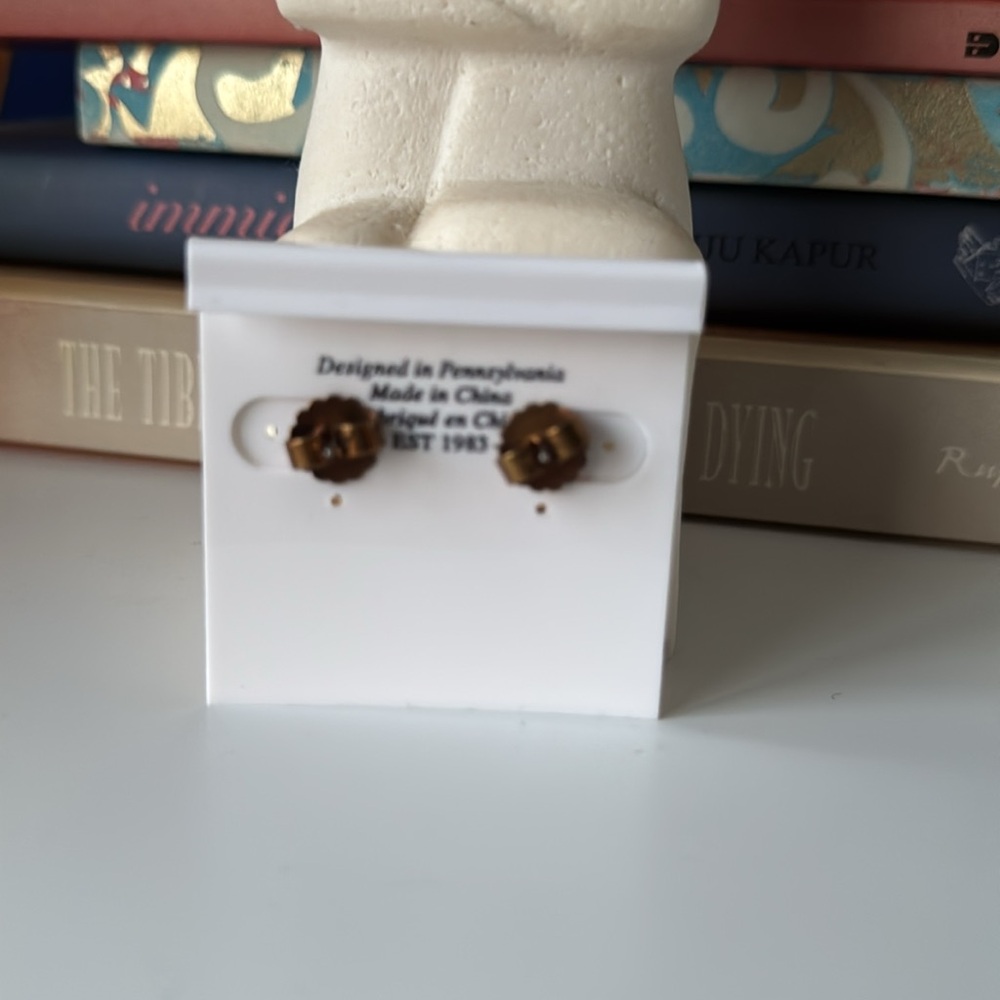 Sorrelli Halo Crystal Stud Earrings AURORA BOREALIS sparkly!  NWT - Picture 4 of 5